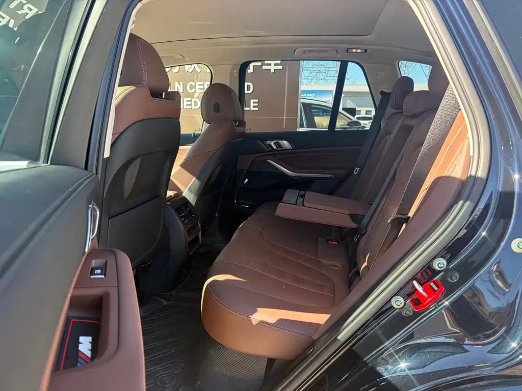 BMW X5 (Import) — миниатюра 7