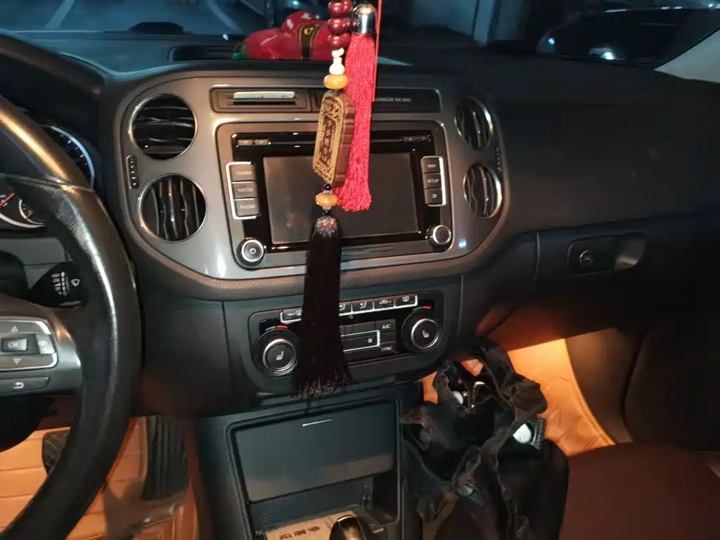 Volkswagen Tiguan — миниатюра 9