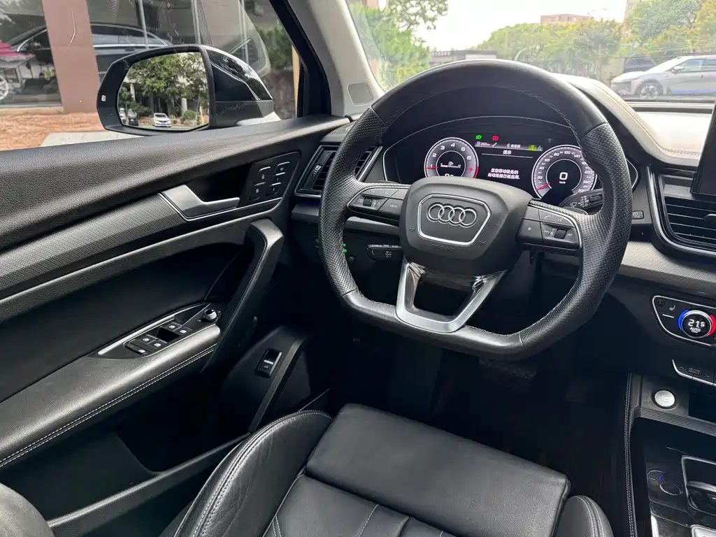 Audi Q5L — миниатюра 6