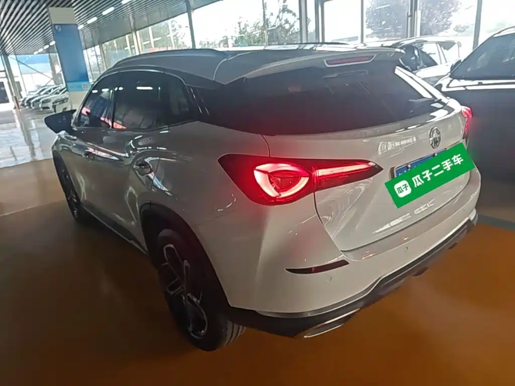 MG MG ONE — миниатюра 5