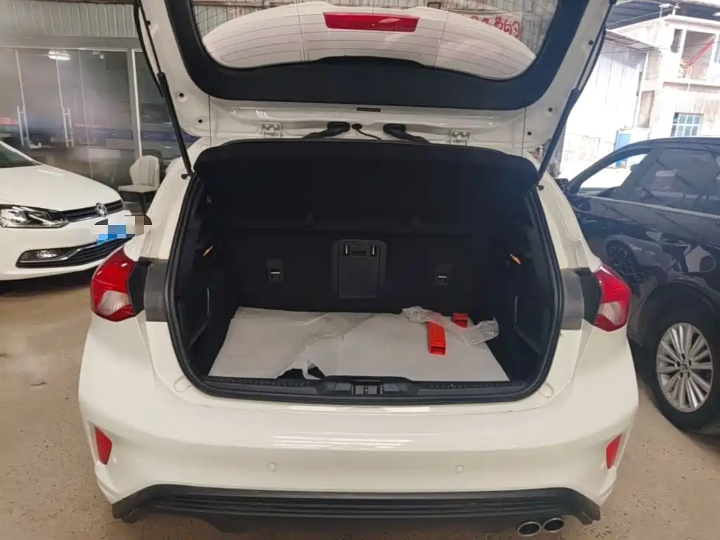 Ford Focus — миниатюра 19