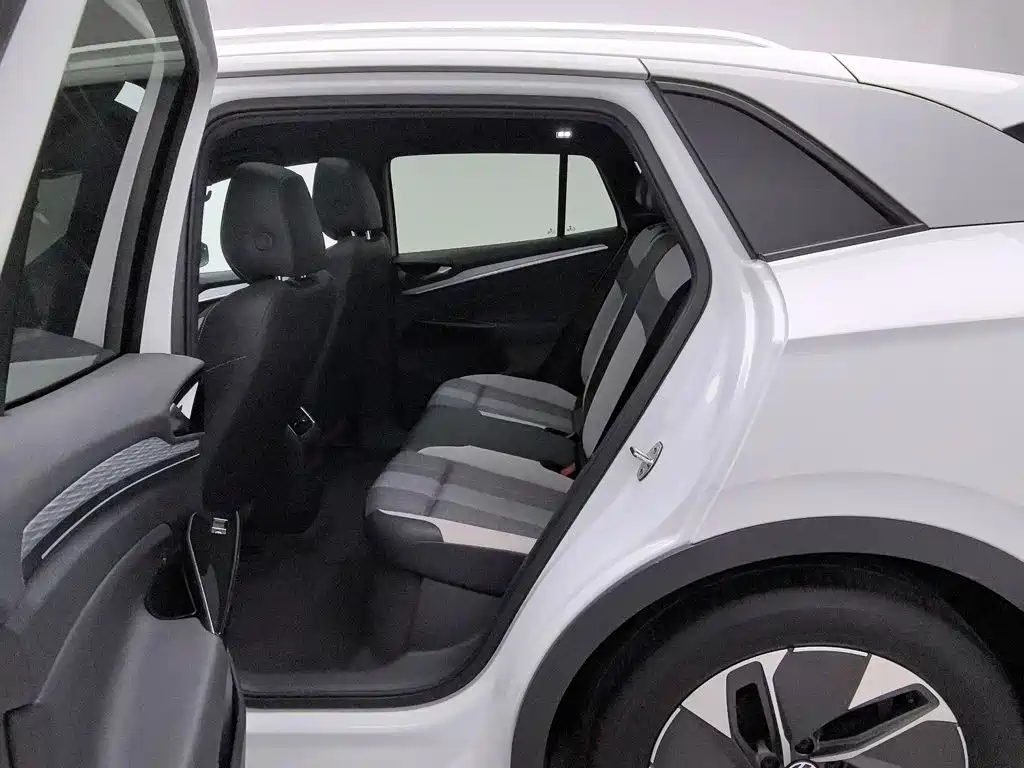 Volkswagen ID.4 Crozz — миниатюра 15
