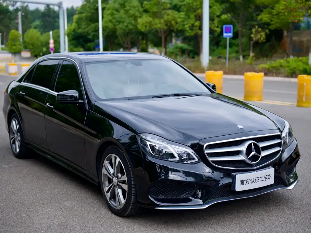 Mercedes-Benz E-Class — миниатюра 3