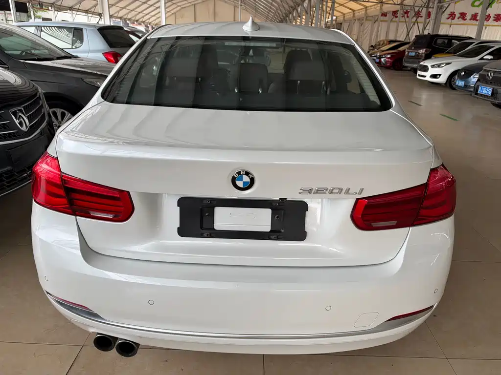 BMW 3 Series — миниатюра 9