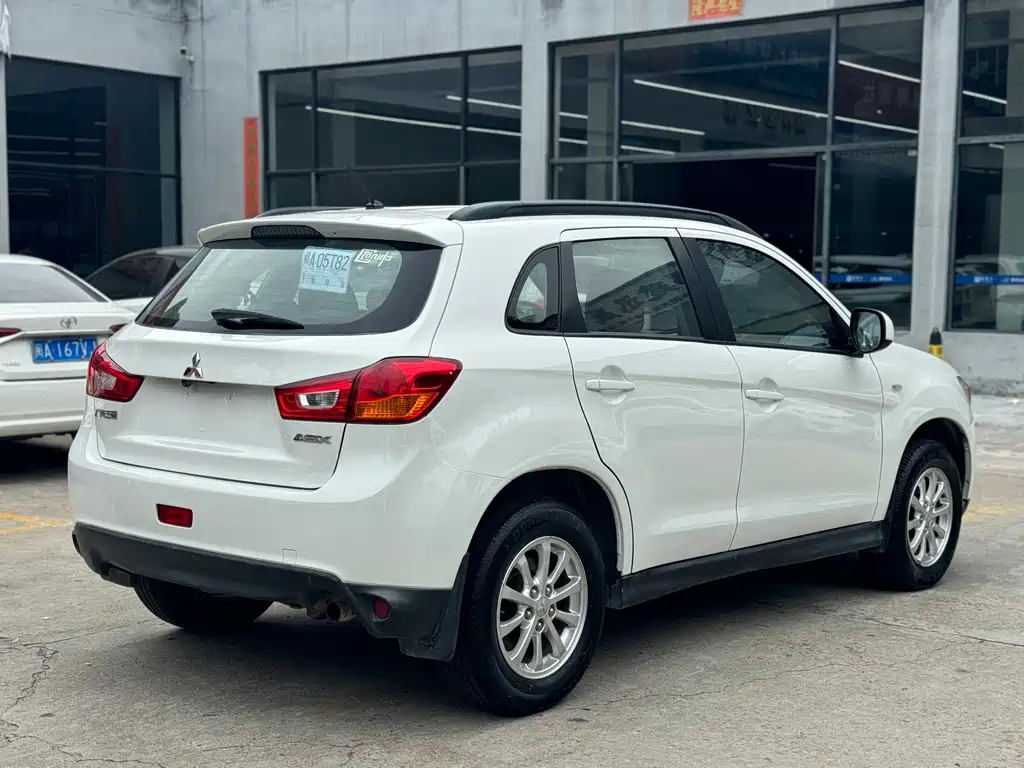 Mitsubishi ASX 1.6L Manual 2WD Standard Edition, фото 9