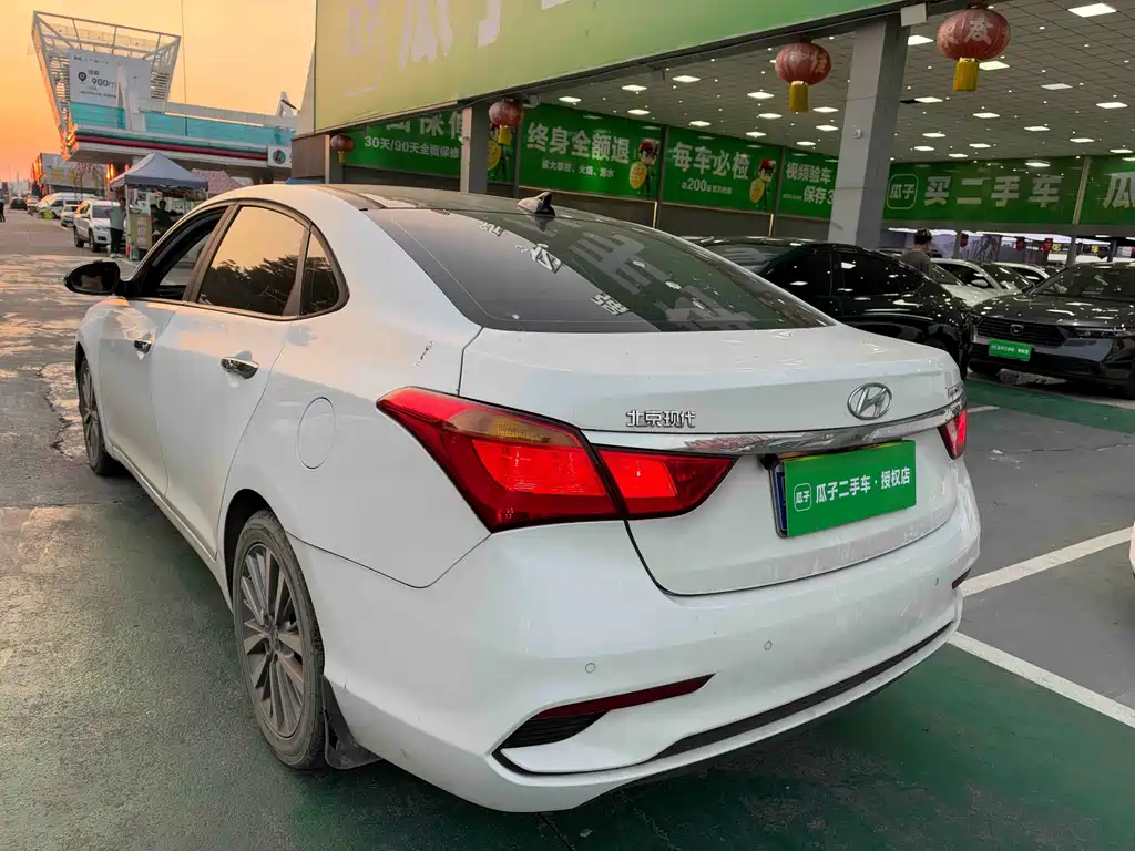 Hyundai Mistra — миниатюра 3