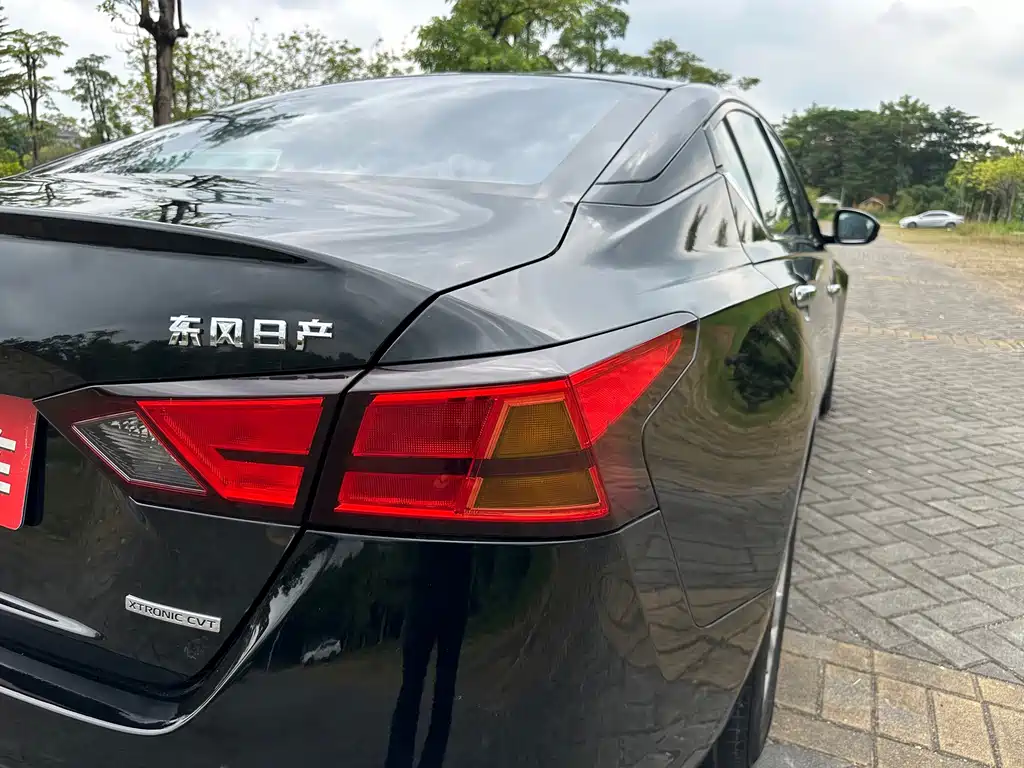 Nissan Teana — миниатюра 10