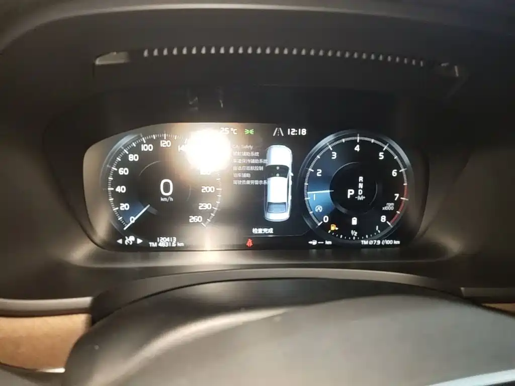 Volvo S90 — миниатюра 12