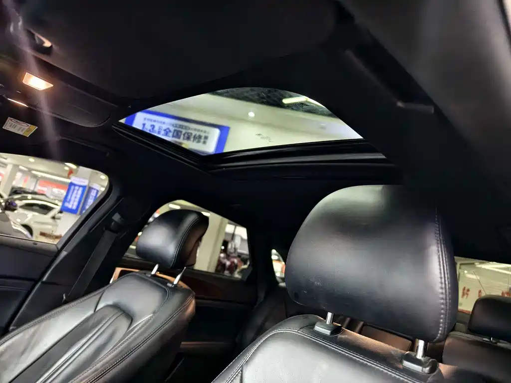 Lincoln MKZ — миниатюра 4
