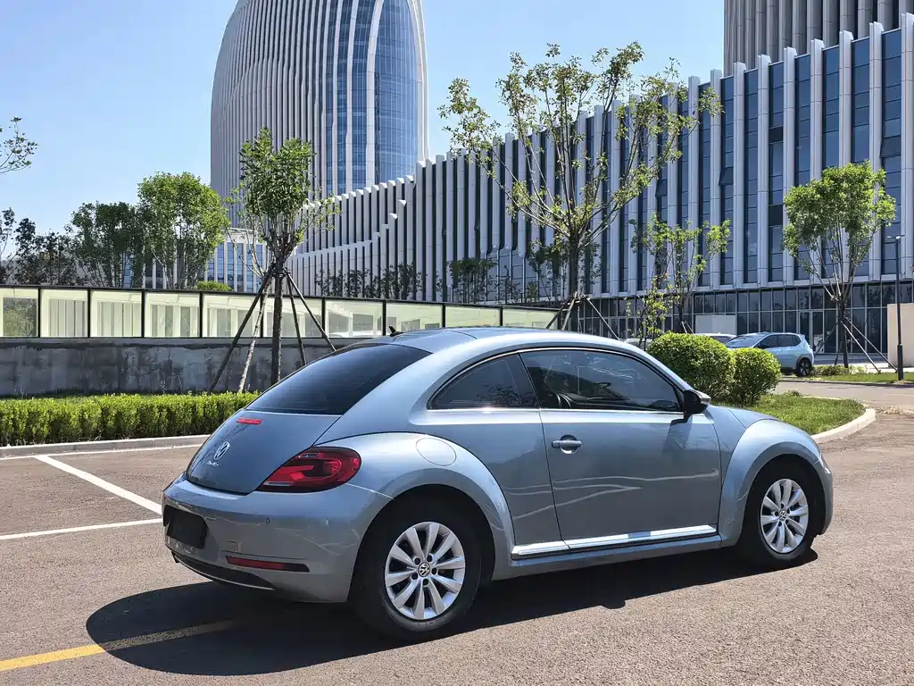Volkswagen Beetle — миниатюра 4