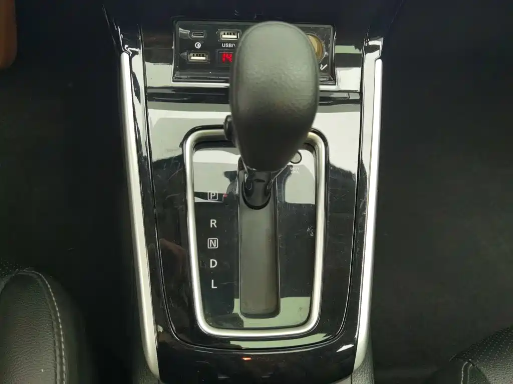 Nissan Sylphy — миниатюра 13