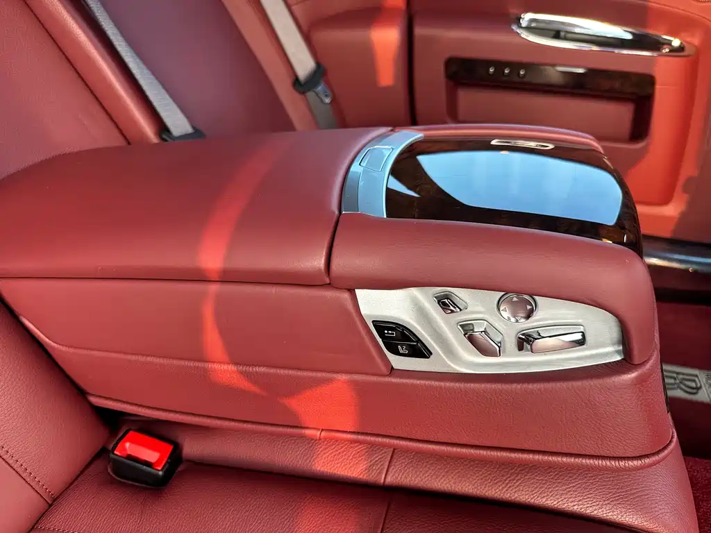 Rolls-Royce Ghost — фотографии объявления, Фото 13