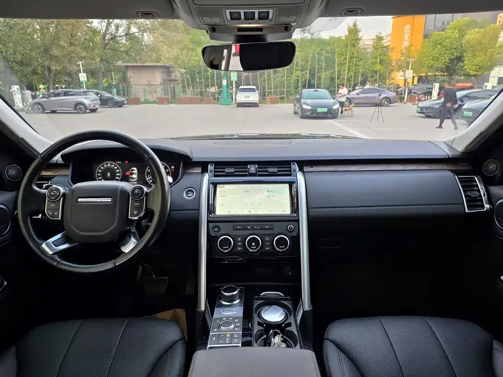 Land Rover Discovery — миниатюра 17