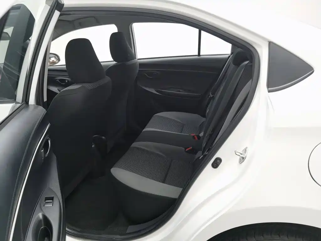 Toyota Vios — миниатюра 15
