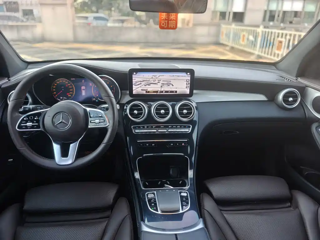 Mercedes-Benz GLC — миниатюра 6