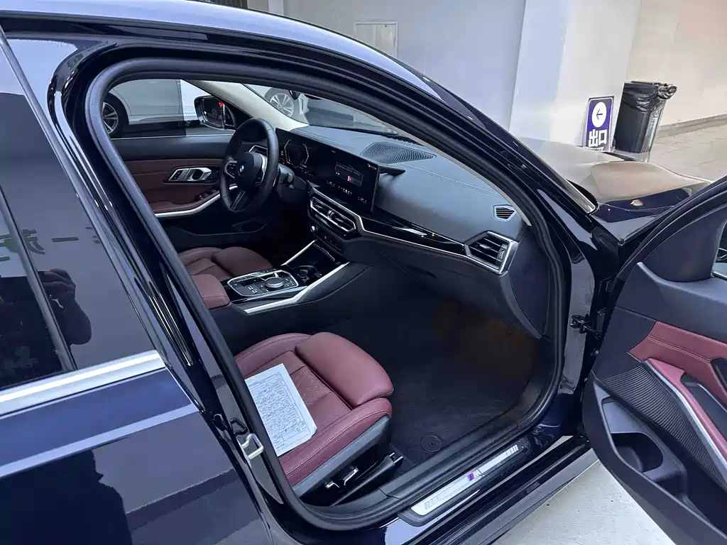 BMW 3 Series — миниатюра 11