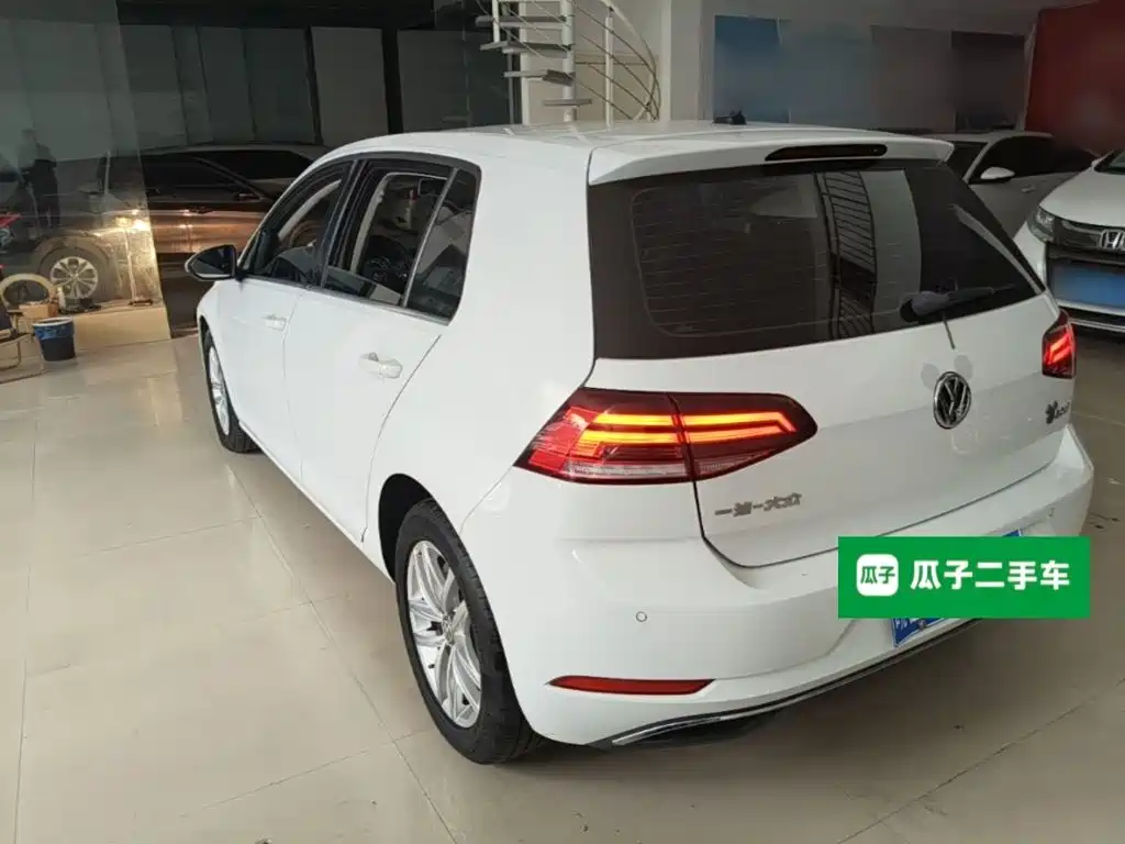 Volkswagen Golf — миниатюра 5