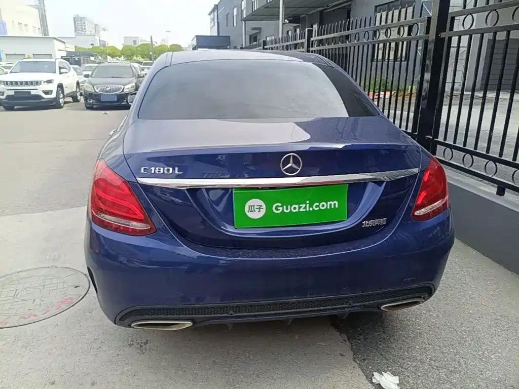 Mercedes-Benz C-Class — миниатюра 6