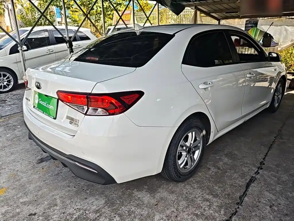 Kia Forte — миниатюра 7