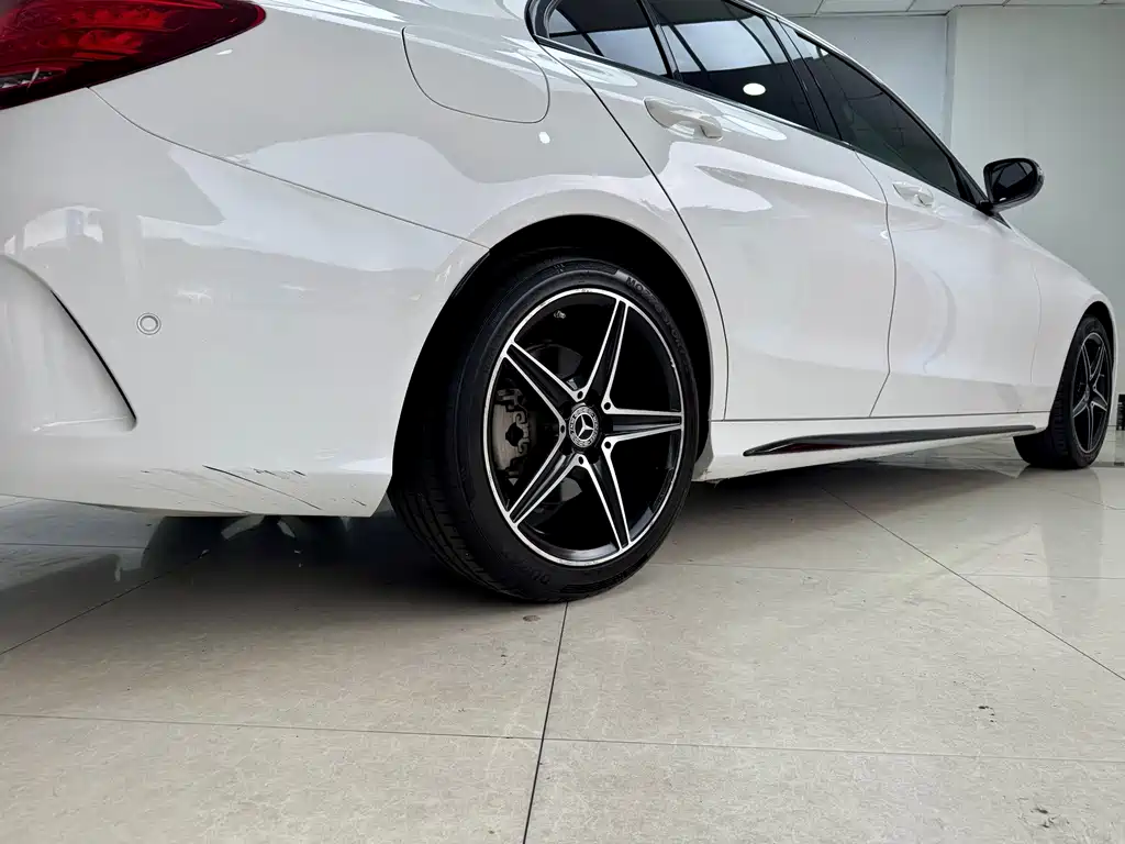 Mercedes-Benz C-Class — миниатюра 20