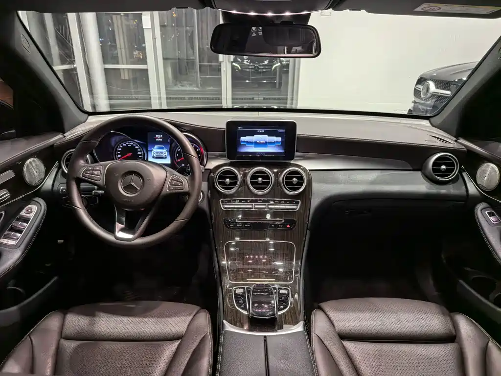 Mercedes-Benz GLC — миниатюра 8