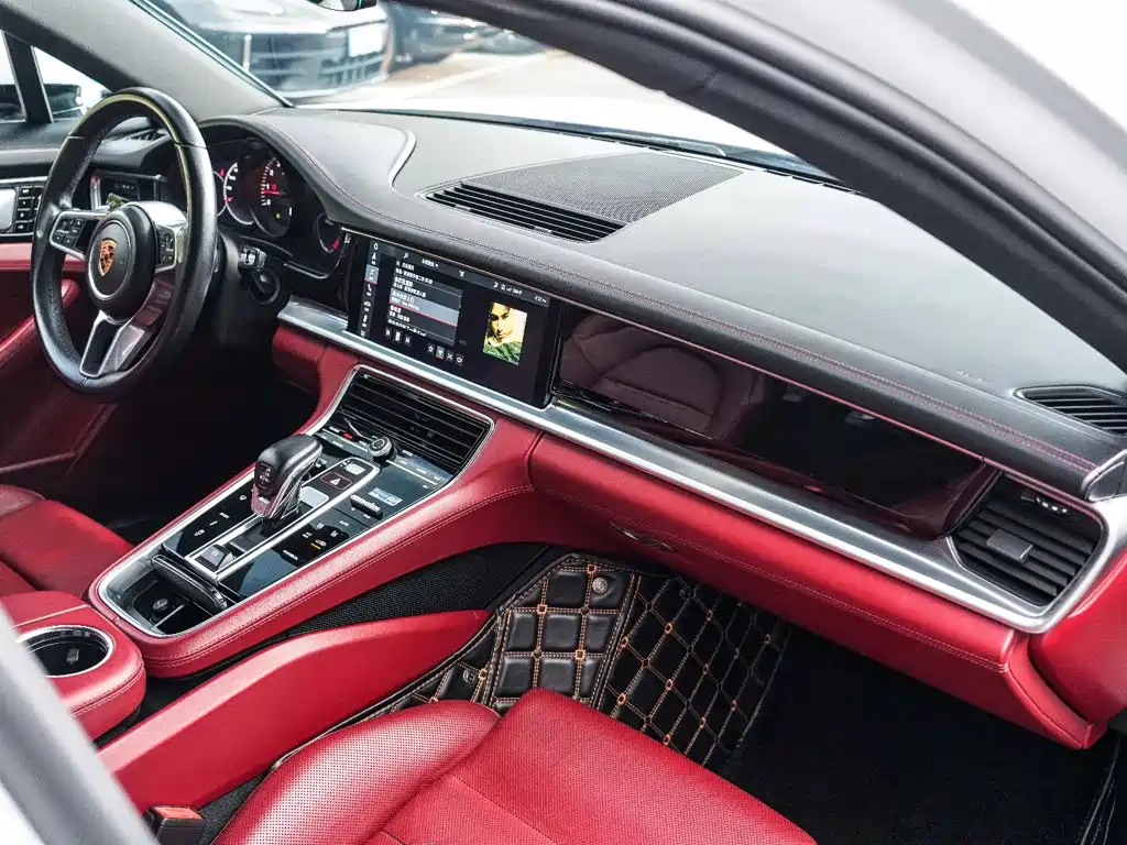 Porsche Panamera — миниатюра 6