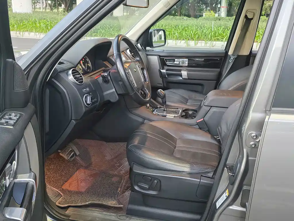 Land Rover Discovery — миниатюра 3