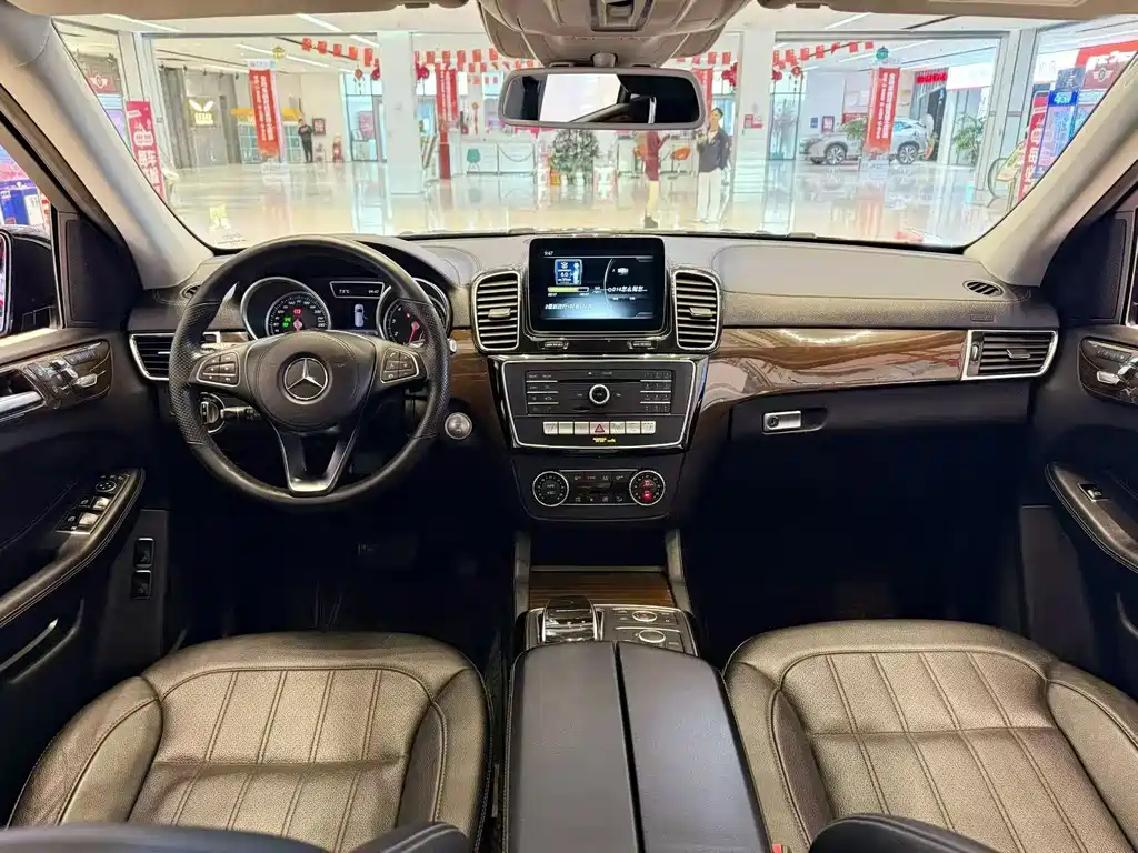MERCEDES-BENZ GLS