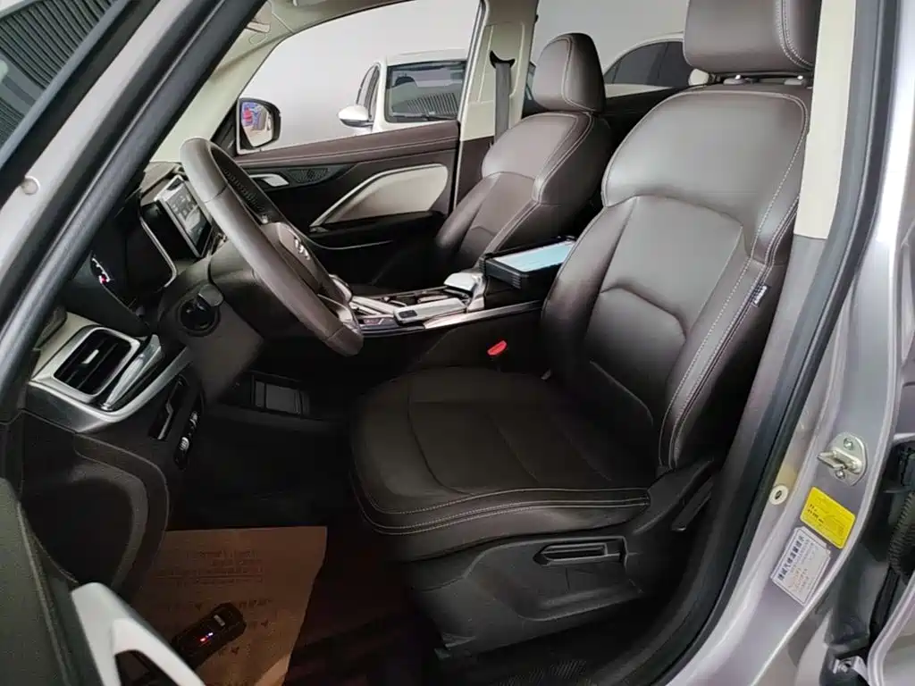 Geely Jia Ji — миниатюра 15