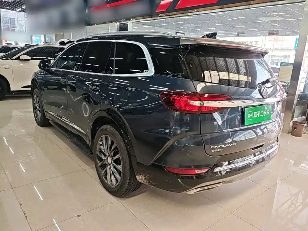 Buick Enclave — миниатюра 5
