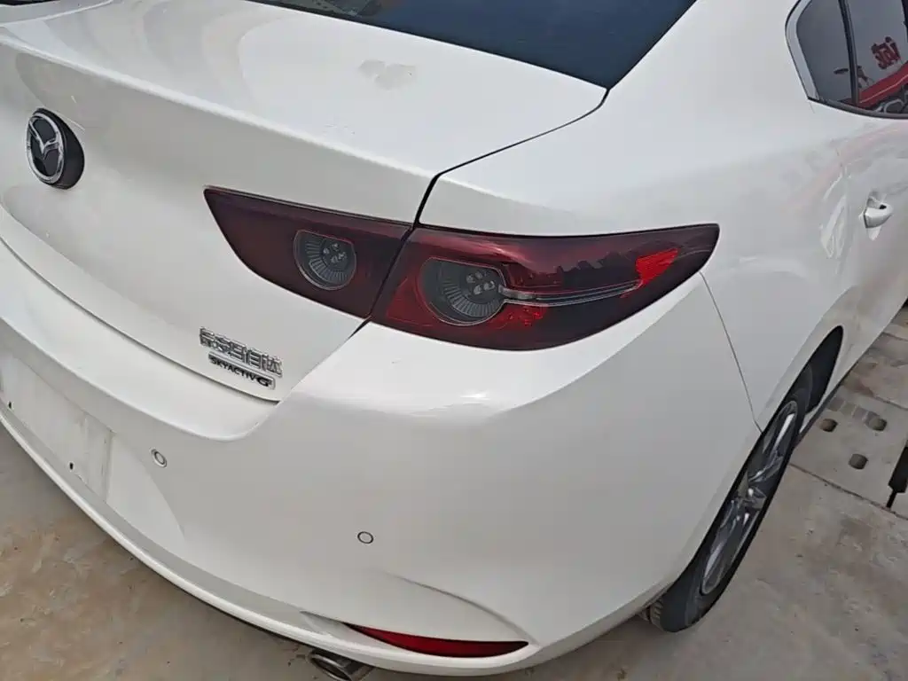 Mazda 3 Axela — миниатюра 8