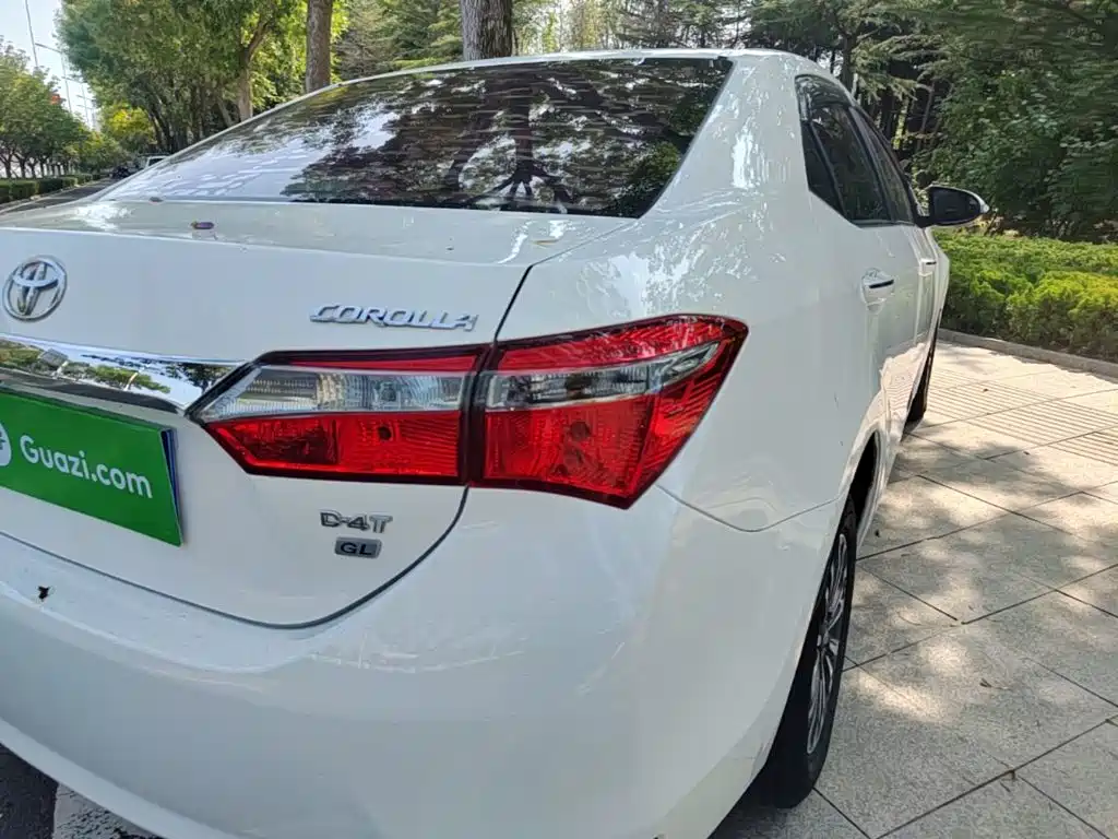 Toyota Corolla — миниатюра 8