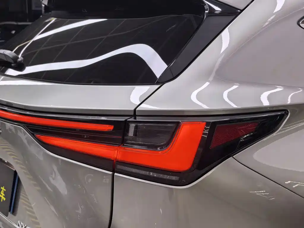 Lexus NX — миниатюра 37