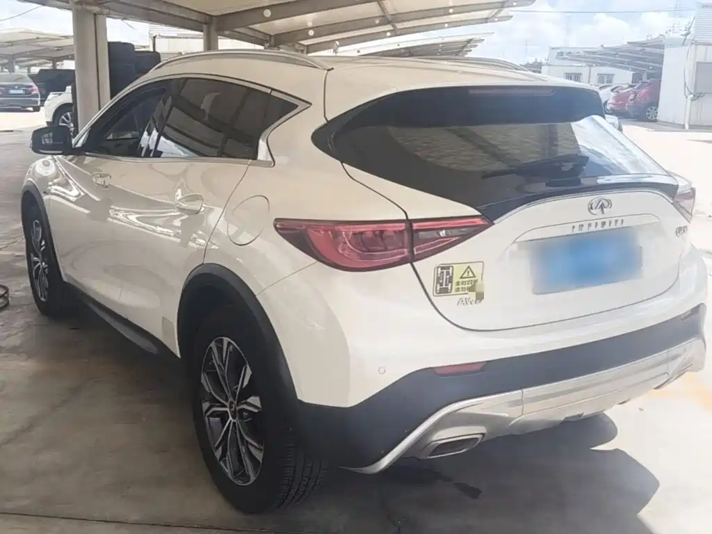 Infiniti QX30 — миниатюра 5