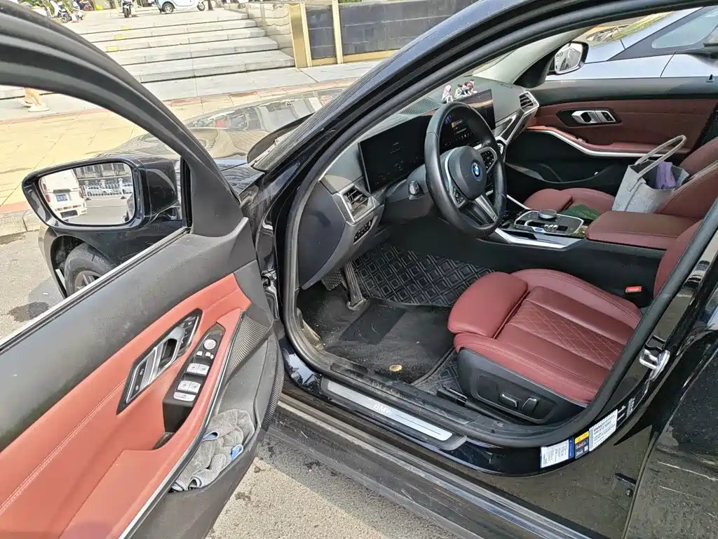 BMW i3 — миниатюра 17