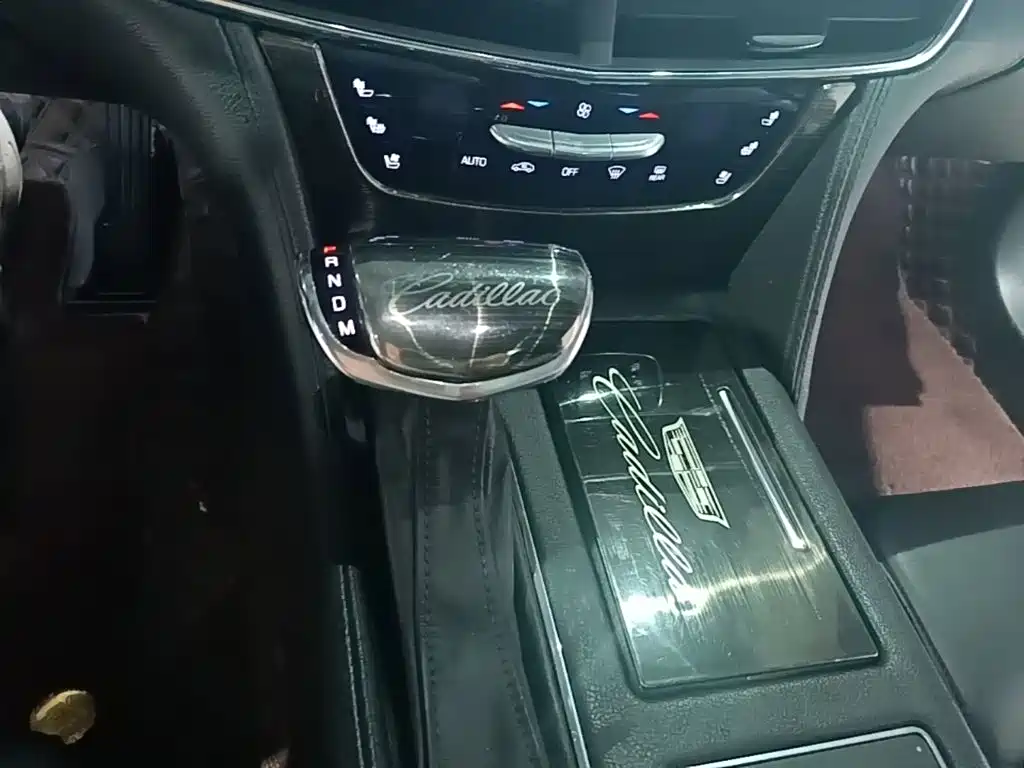 Cadillac CT6 — миниатюра 14