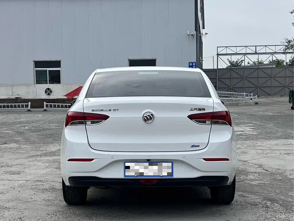 Buick Excelle — миниатюра 5
