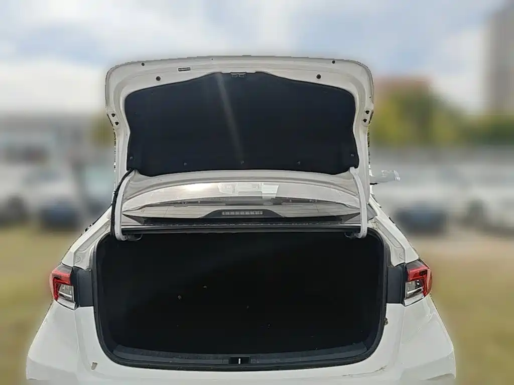 Toyota Corolla — миниатюра 24