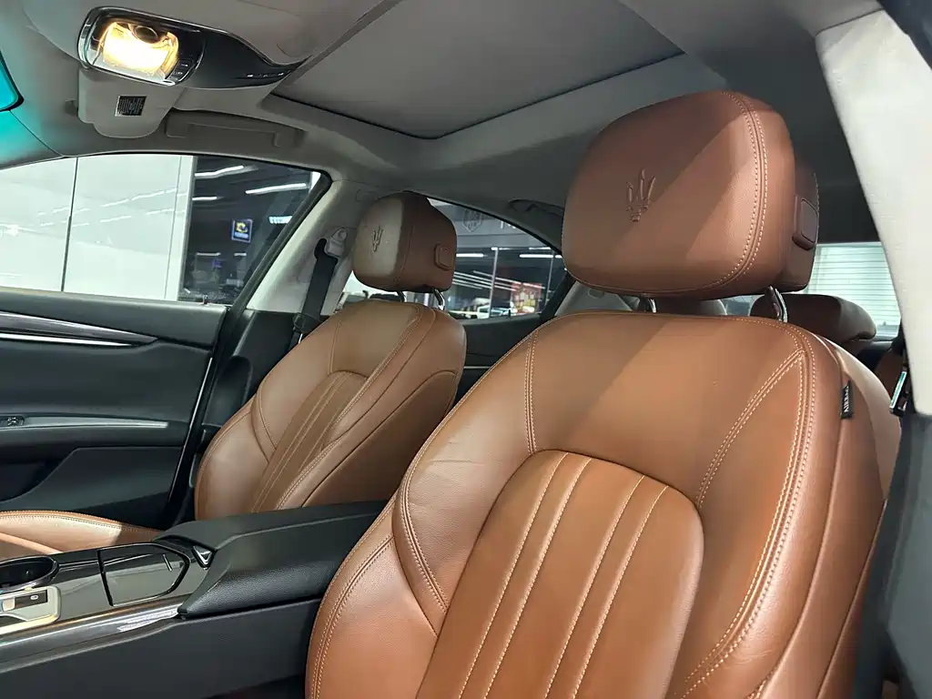 Maserati Ghibli 3.0T Standard Edition, фото 6