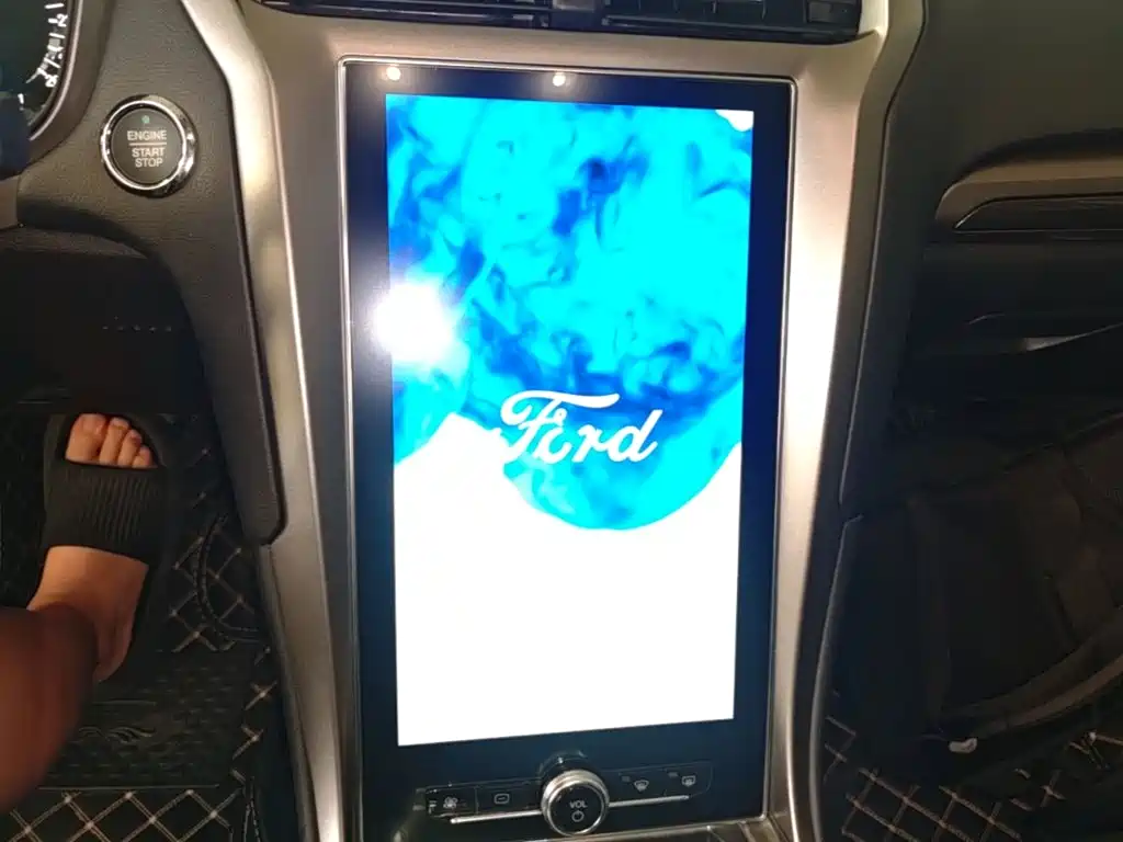 Ford Mondeo — миниатюра 13