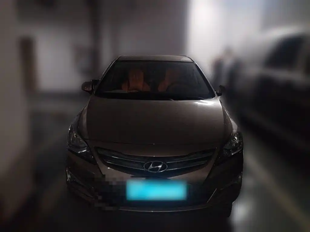 Hyundai Verna — миниатюра 2