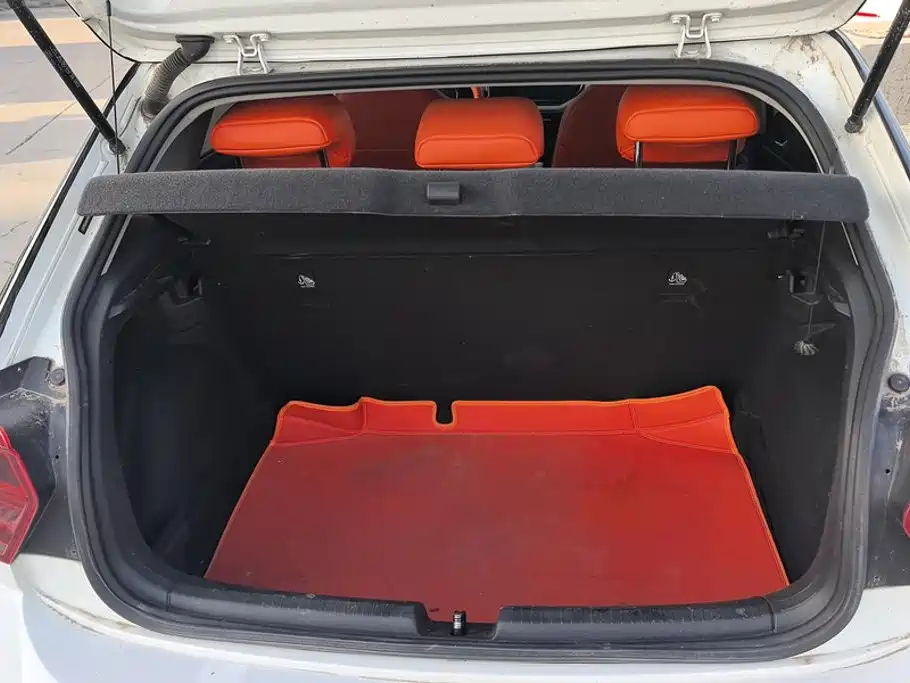 Volkswagen Polo — миниатюра 4