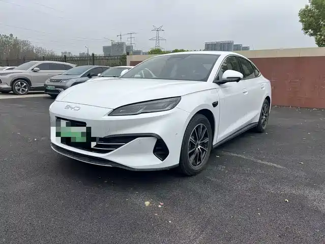 2025 BYD Seal