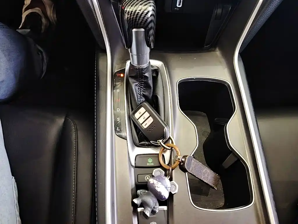 Honda Accord — миниатюра 14