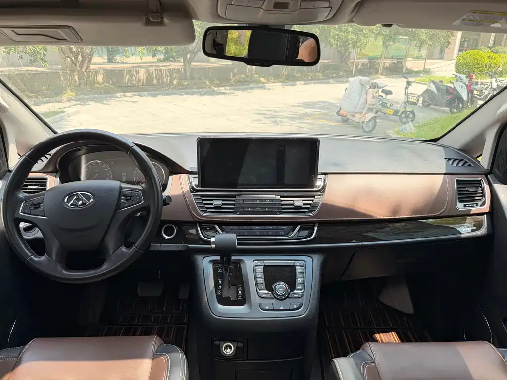 Maxus G10 PLUS 2.0T Auto Luxury Executive Edition, фото 9