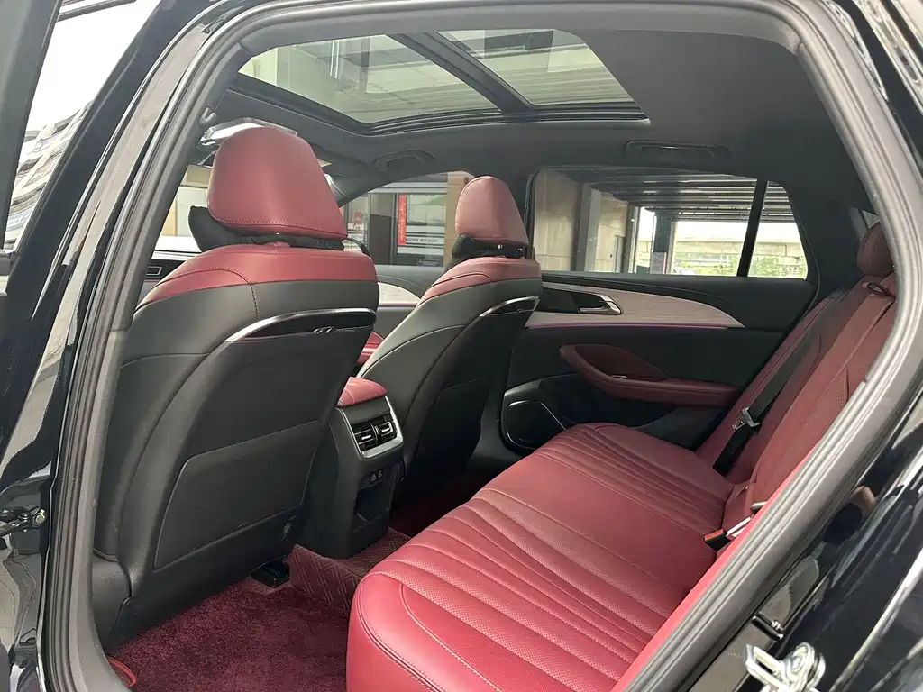 Hongqi Hongqi H5 — миниатюра 5