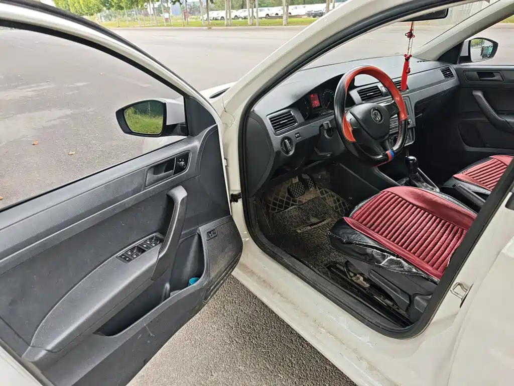 Volkswagen Santana — миниатюра 16