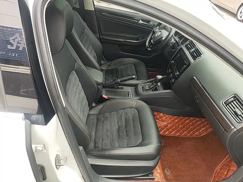 Volkswagen Sagitar — миниатюра 25