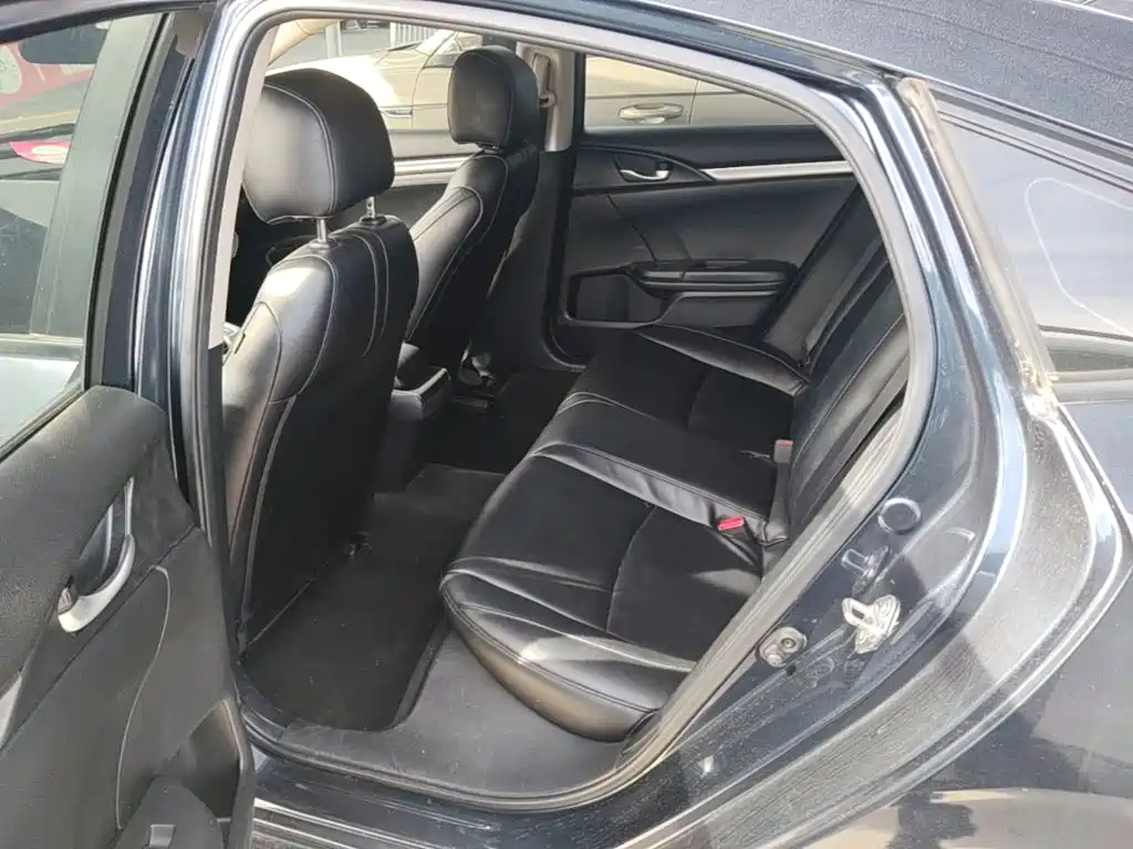 Honda Civic — миниатюра 17