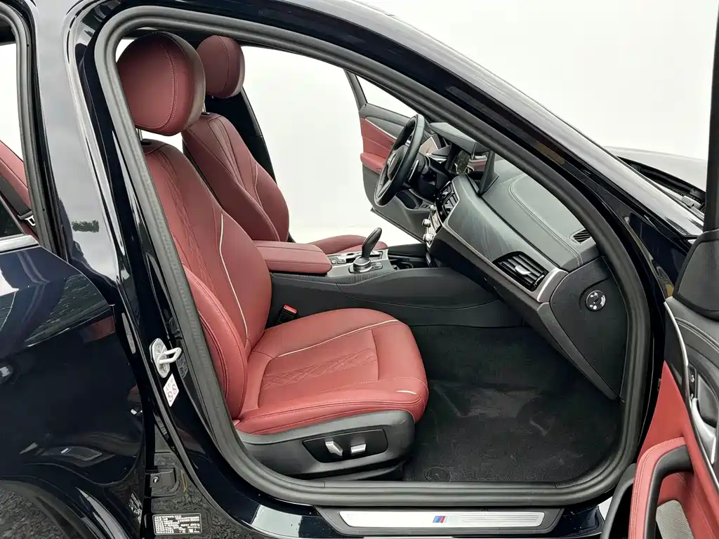 BMW 5 Series — миниатюра 5